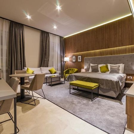 Dezman Luxury Center Apartment Загреб Екстериор снимка