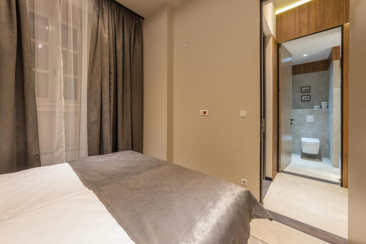Dezman Luxury Center Apartment Загреб Екстериор снимка