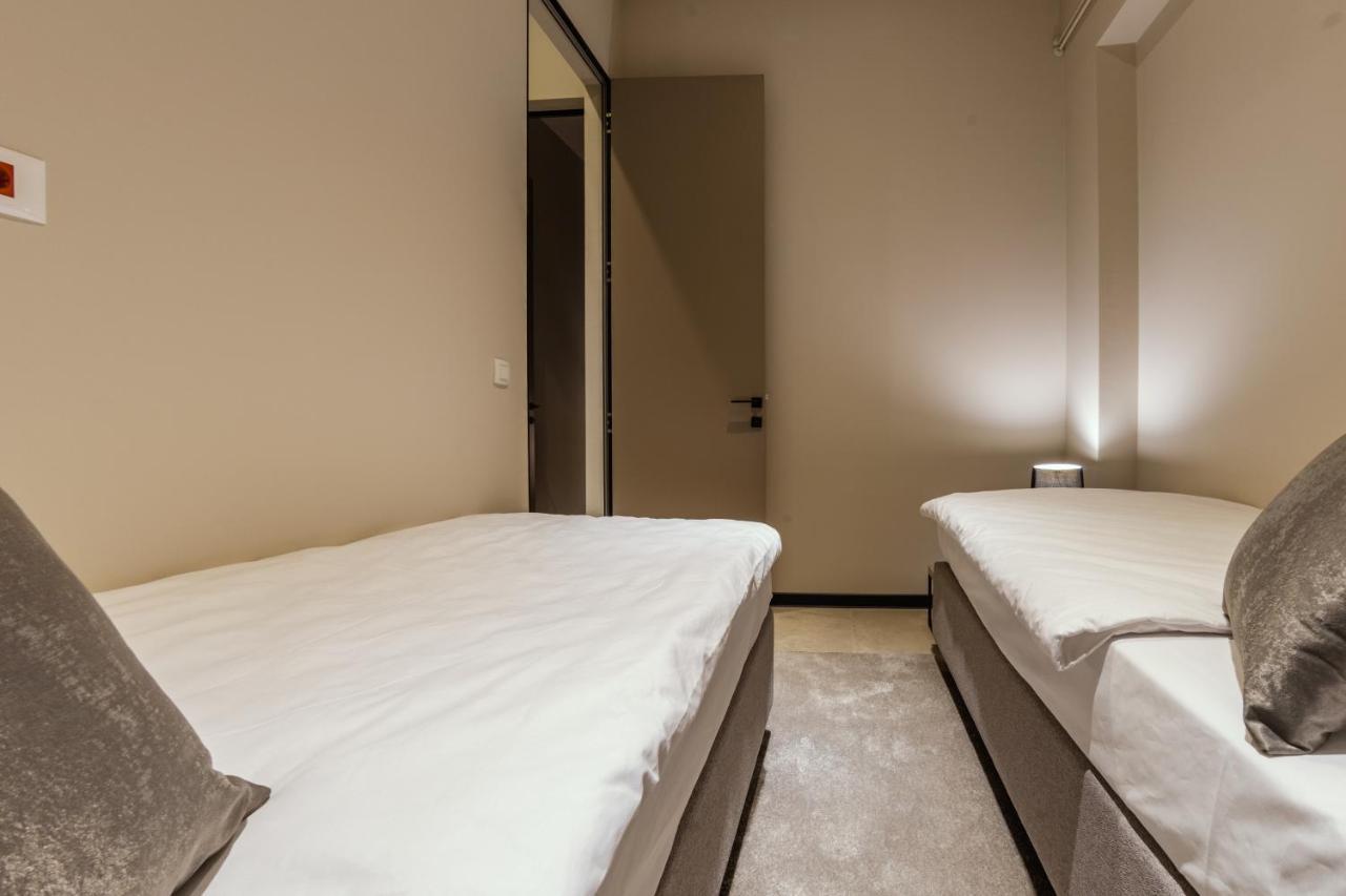 Dezman Luxury Center Apartment Загреб Екстериор снимка