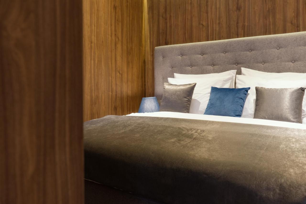 Dezman Luxury Center Apartment Загреб Екстериор снимка