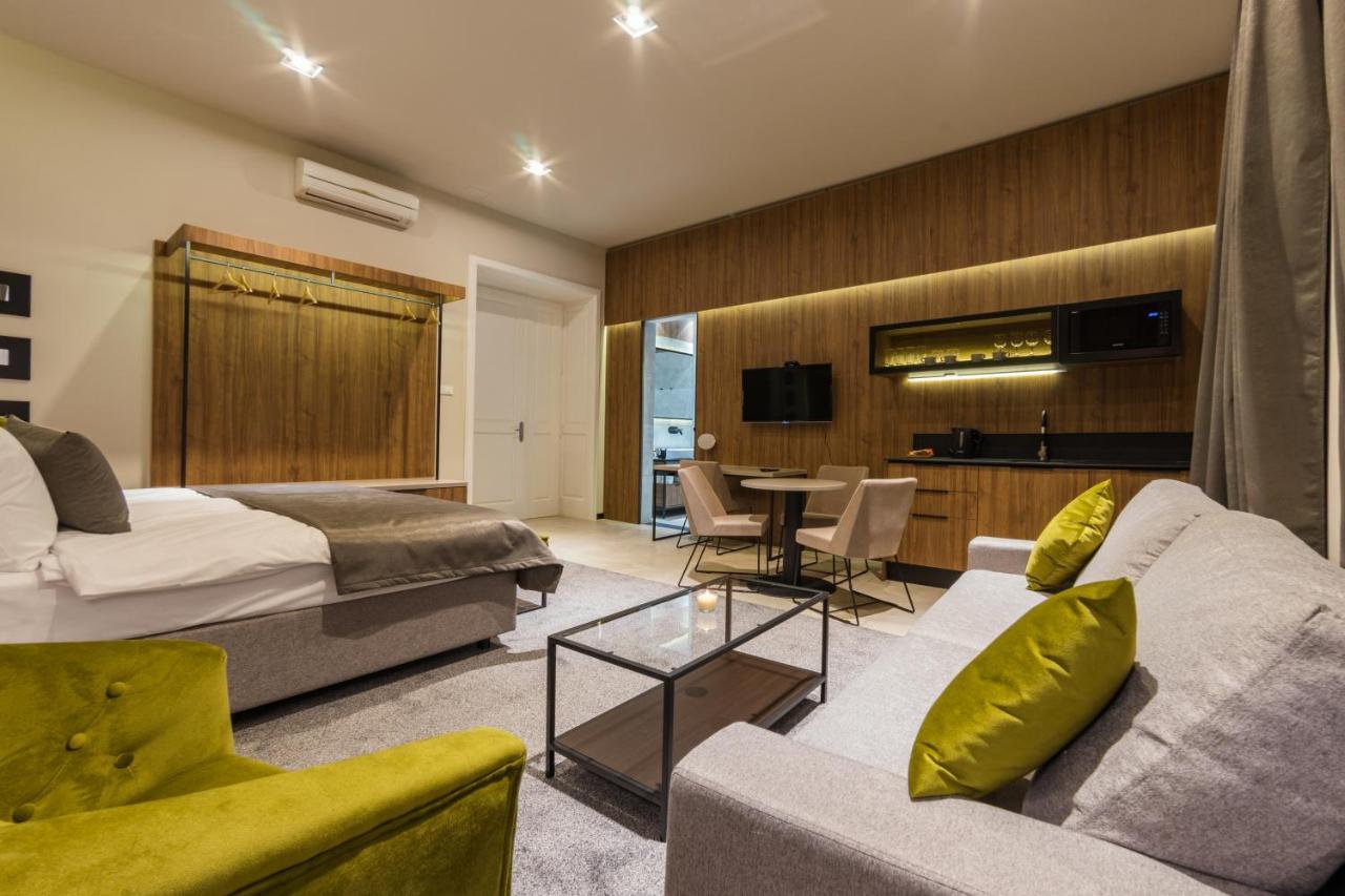 Dezman Luxury Center Apartment Загреб Екстериор снимка